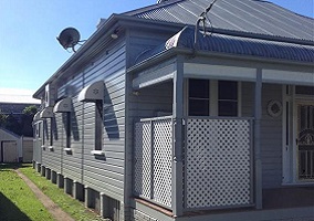 Weatherboard cottage
